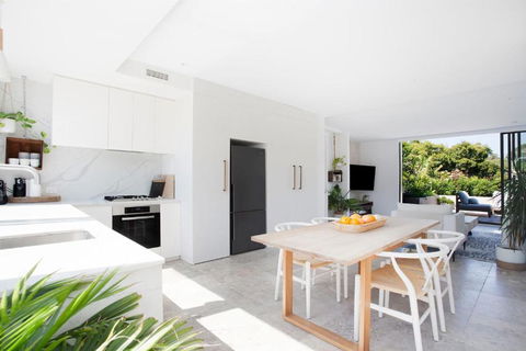 The Treehouse Penthouse - Accommodation Ballina 0