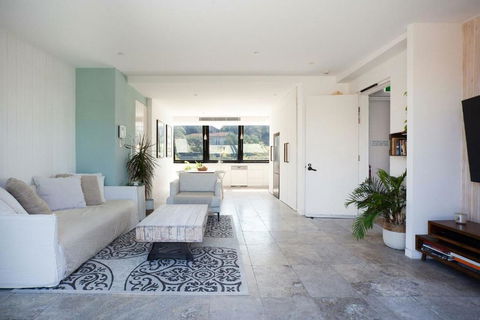 The Treehouse Penthouse - Accommodation Ballina 1