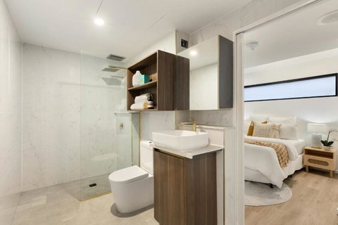 Warm Cozy Gabba Apartment Close To PA & CBD - Accommodation Ballina 2