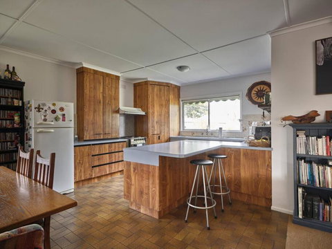 Warraburra Beach Shack, Rosebud - Entire House And Your Own Private Beach Box! - Accommodation Ballina 1