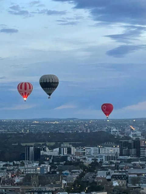 WSP LUX 1B1B Apartment In CBD - Accommodation Ballina 0