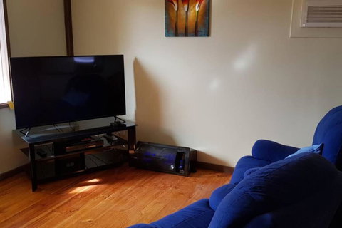 Warmont Apartments Self Contained Home - Accommodation Ballina 3