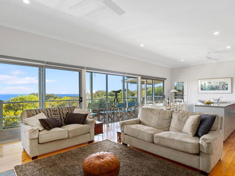 Yellow Door On Stacey 17 Stacey Drive - Accommodation Ballina 2