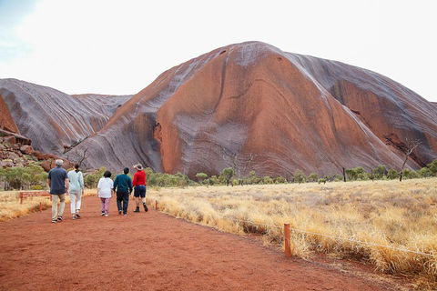 Ayers Rock Combo: Uluru Base And Sunset Plus Uluru Sunrise And Kata Tjuta With An Optional BBQ Dinner Or Kings Canyon Day Trip - Accommodation Ballina 3