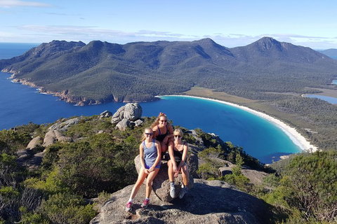 2-Day Tas East Coast Escape Tour Including Bay Of Fires, Wineglass Bay & Devils - Accommodation Ballina 1