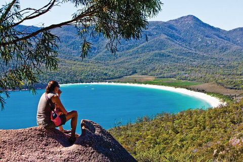 4-Day Fabulous Tasmania Tour: Wineglass Bay, Port Arthur, Devils & Bruny Island - Accommodation Ballina 2