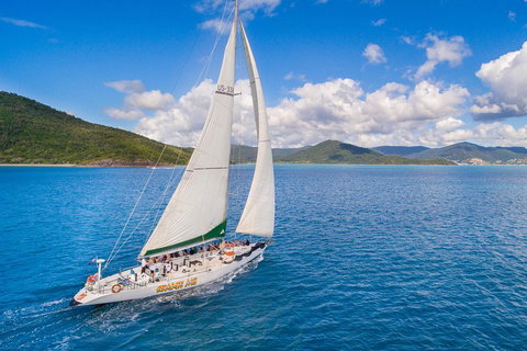 2-Night Whitsundays Sailing Cruise Incl. Whitehaven Beach & Great Barrier Reef - Accommodation Ballina 3