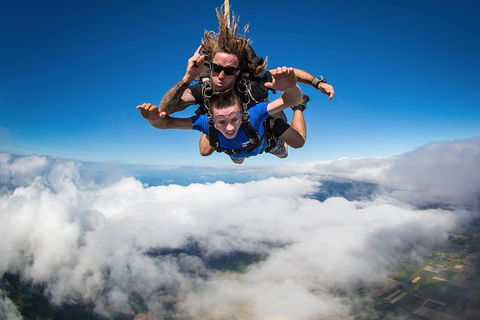 Reef And Rainforest Tandem Sky Dive In Cairns - Accommodation Ballina 0