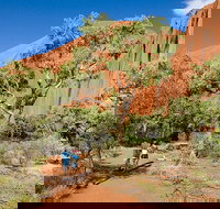 Full Uluru Base Walk at Sunrise Including breakfast - Accommodation Ballina