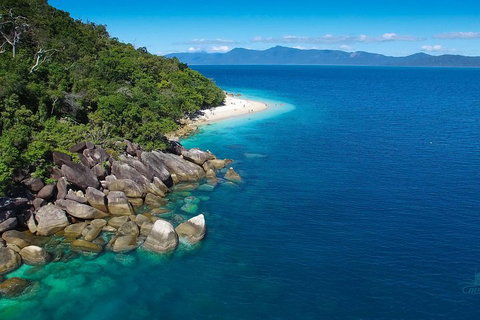 Fitzroy Island Catamaran Transfers From Cairns - Accommodation Ballina 1