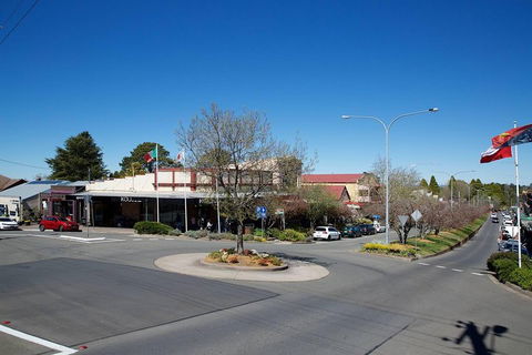 Private Blue Mountains Escape The Crowds SUV Tour - Accommodation Ballina 4