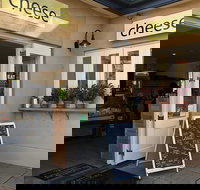 Small Group Adelaide Hills and Hahndorf Hideaway Tour from Adelaide - Accommodation Ballina