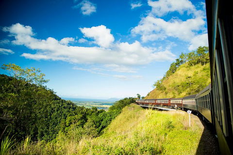 4-Day Cairns And Great Barrier Reef Tour - Accommodation Ballina 0