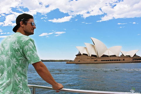 Sydney Harbour Hop-on Hop-off Cruise - Accommodation Ballina 3