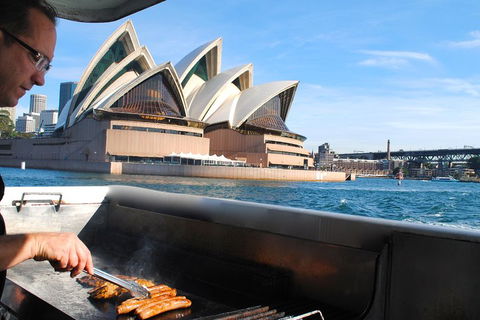 Sydney Whale-Watching Cruise Including Lunch Or Breakfast - Accommodation Ballina 3